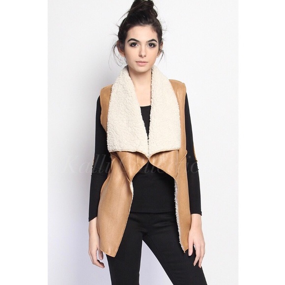 🎉HP🎉 Faux Shearling Taupe Vest - Picture 2 of 2